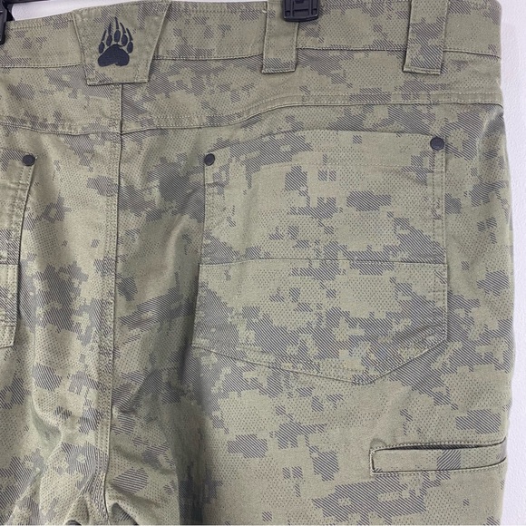 Alaskan Hardgear Duluth Trading Co size 44 Men’s Green Camo Standard Fit Shorts - Picture 5 of 7